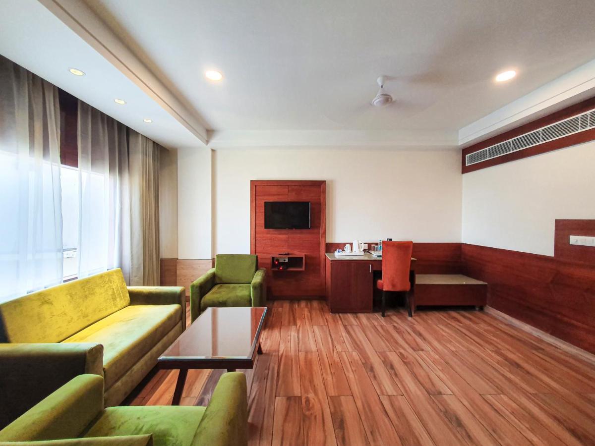 Hotel Ambica Katra Katra  Exterior photo