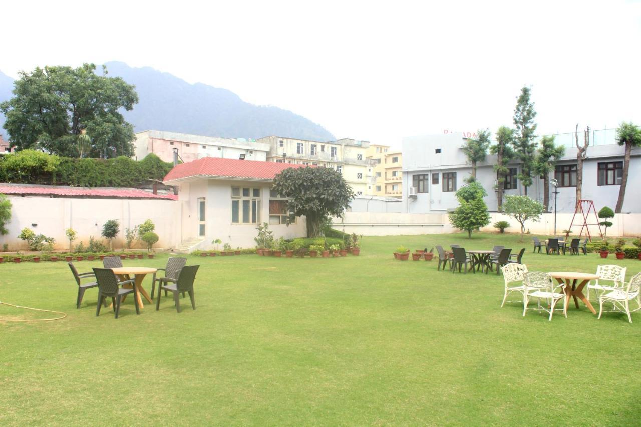 Hotel Ambica Katra Katra  Exterior photo